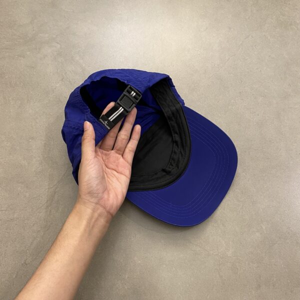 CAPS STONE NYLON BLUE