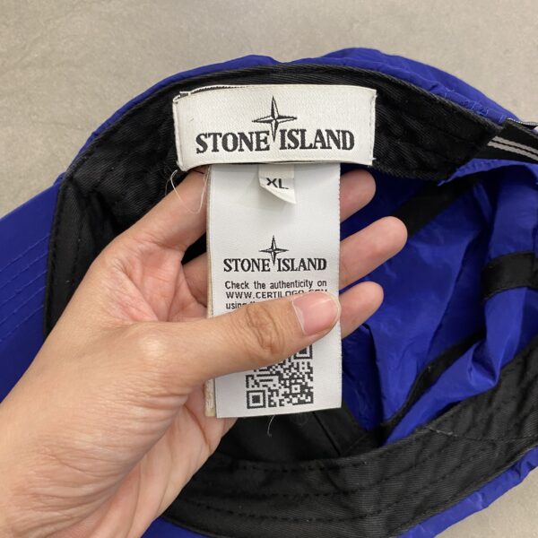 CAPS STONE NYLON BLUE