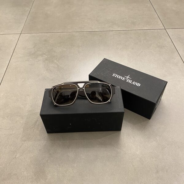 GLASESS STONE GREY