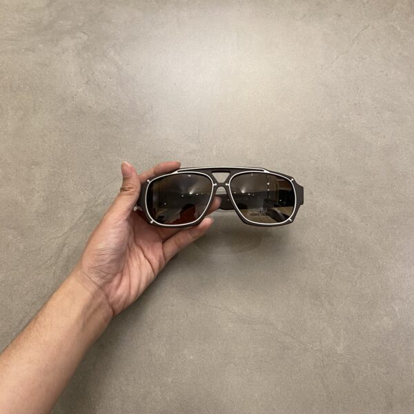 GLASESS STONE GREY
