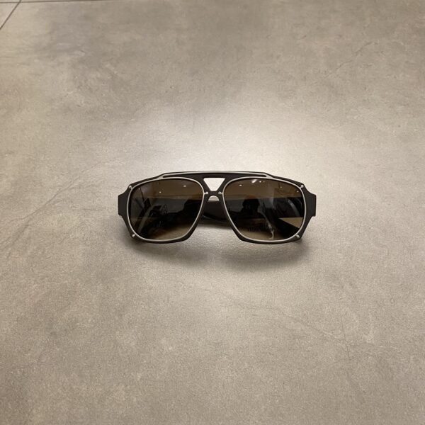 GLASESS STONE GREY