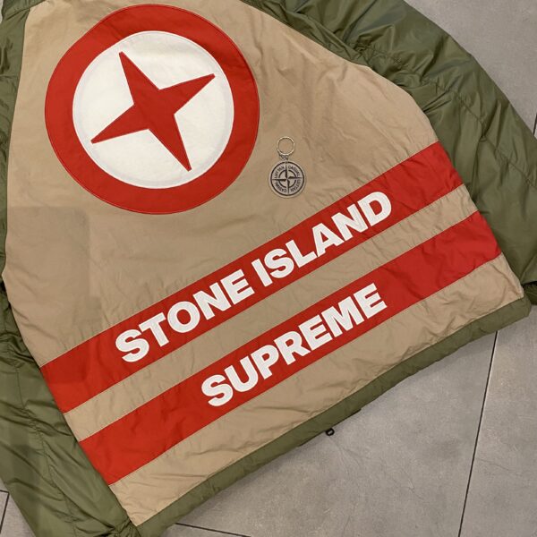SUPREME X STONE ISLAND TELA LOGO