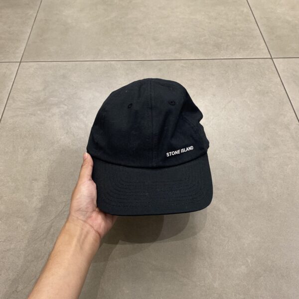 CAPS BLACK STONE ISLAND
