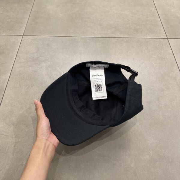 CAPS BLACK STONE ISLAND