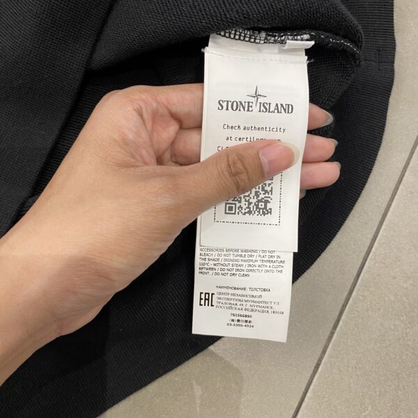 STONE ISLAND LOGO BLACKWHITE