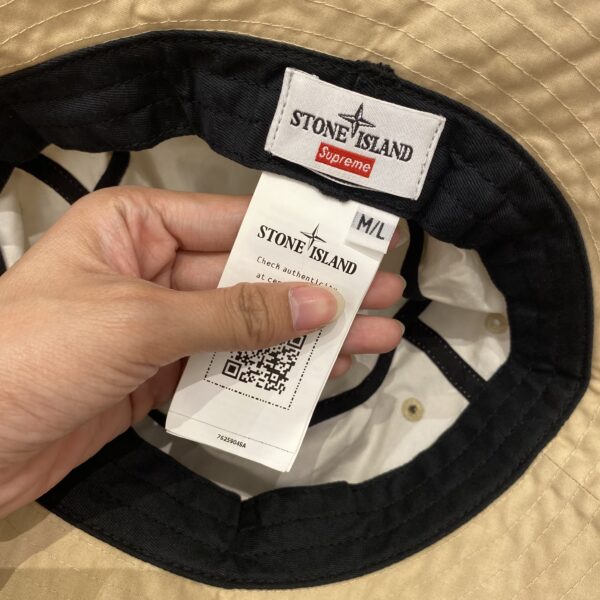 BUCKHET STONE X SUPREME