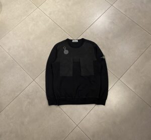 CREWNECK POCKET BLACK