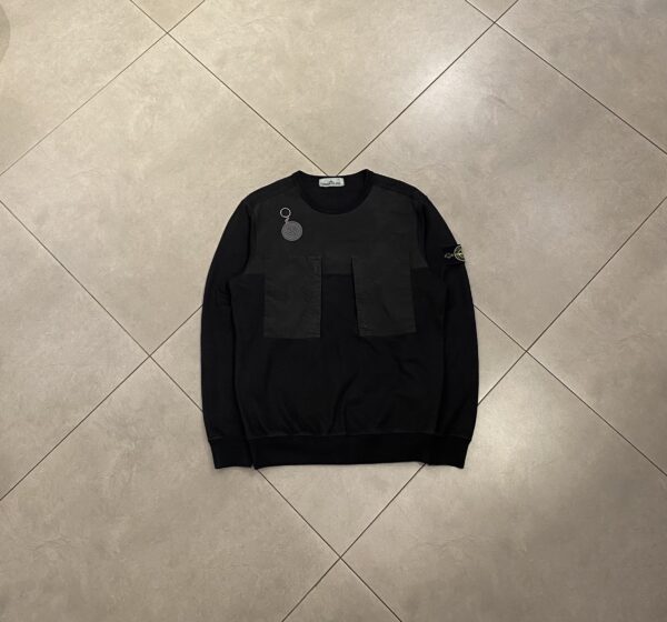 CREWNECK POCKET BLACK