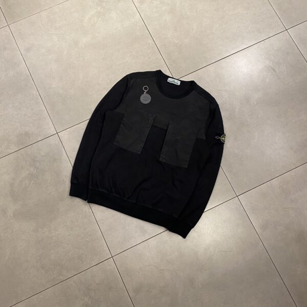 CREWNECK POCKET BLACK