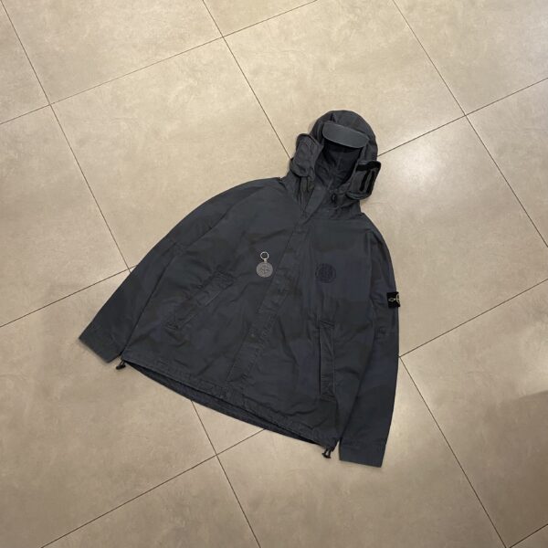 IMG_2290 SUPREME X STONE ISLAND RIOT MASK - L