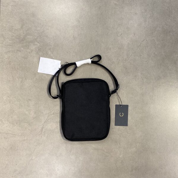 SLING BAG FRED PERRY