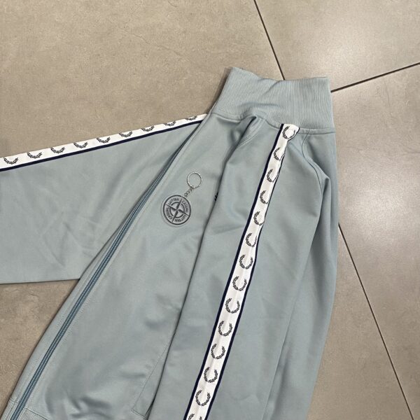 IMG_1442 TRACKTOP FRED PERRY ICE BLUE