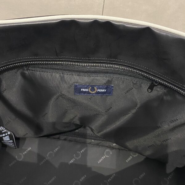 HOLDAL BAG FRED PERRY BLACK