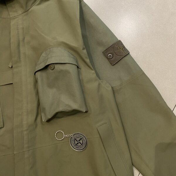 IMG_1668 THANK SHIELD GHOST PIECE - M