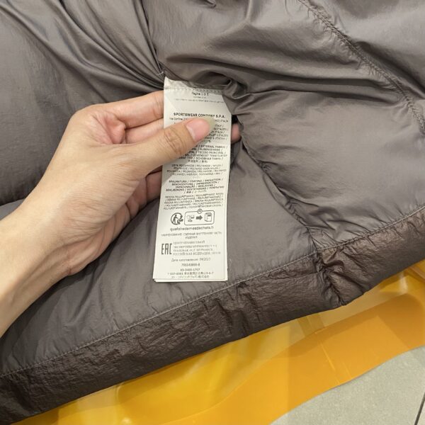 IMG_1704 POLY STRATA ICE JACKET - M